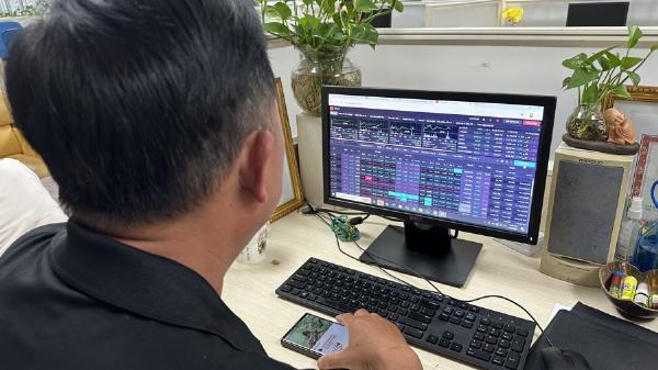 Tác động của kỳ vọng lãi quá cao lên tâm lý nhà đầu tư